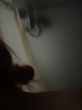 Rouse-Antonella online show from November 20, 2025, 4:01 am