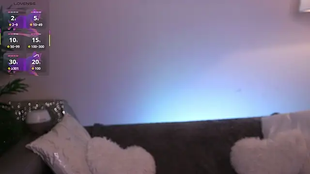 Snapshot of NovaHollisx chatting on October 6, 2025, 5:49 am NovaHollisx online show from October 6, 2025, 5:49 am