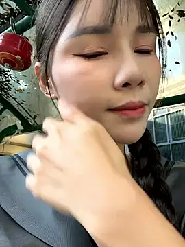 Adora188 online show from April 3, 2026, 9:07 am