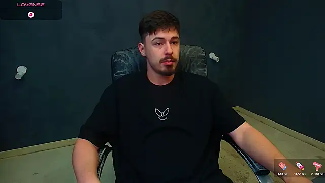 EnzoRace online show from November 17, 2025, 5:35 am