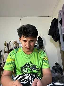 Snapshot of Adim-pinoy146 chatting on July 5, 2026, 6:48 pm Adim-pinoy146 online show from July 5, 2026, 6:48 pm