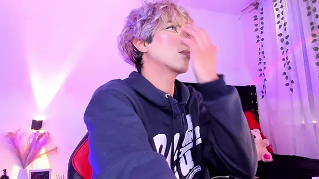 Cooperrosscute233 online show from February 22, 2026, 9:02 pm