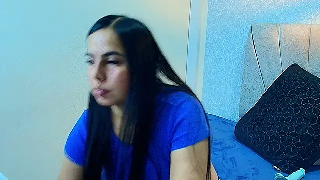 Snapshot of Aly_Smith_ chatting on September 18, 2025, 11:45 am Aly Smith online show from September 18, 2025, 11:45 am