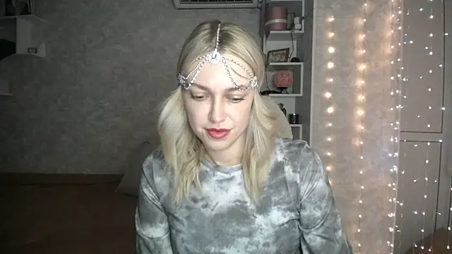 NickyAdamidi online show from September 13, 2025, 4:40 pm