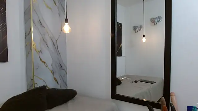 HannaHot 69 online show from April 8, 2026, 12:05 pm