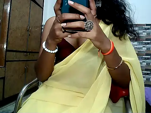 HOT AARVI11 online show from September 11, 2025, 4:07 pm