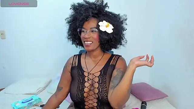 Brandy brown  online show from December 3, 2025, 11:25 pm