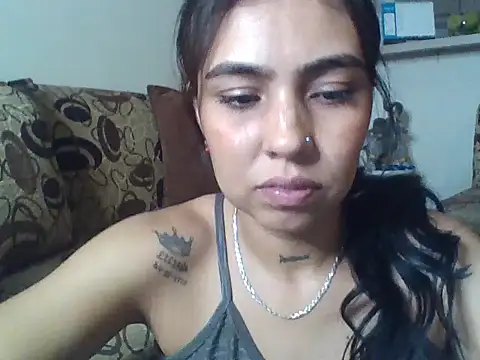 EmmaSplycer02 online show from April 7, 2026, 3:07 am