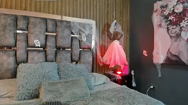 owen  johnson online show from October 27, 2025, 12:20 pm