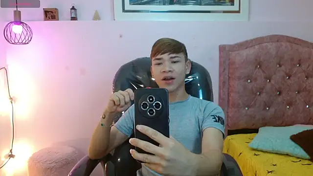 nathanclay online show from November 8, 2025, 3:29 am