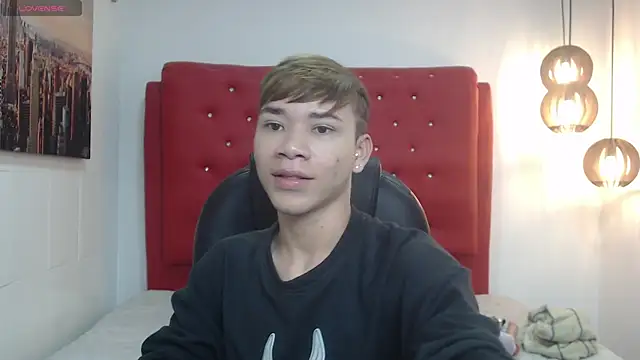 nathanclay online show from November 15, 2025, 3:37 am