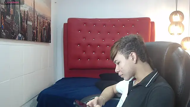 nathanclay online show from November 28, 2025, 1:03 pm