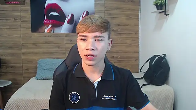 nathanclay online show from February 26, 2026, 3:27 am