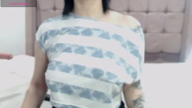 HotAss Hally online show from October 11, 2025, 4:33 am