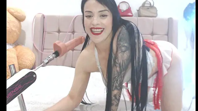 Snapshot of HotAss_Hally chatting on June 11, 2026, 5:16 am HotAss Hally online show from June 11, 2026, 5:16 am