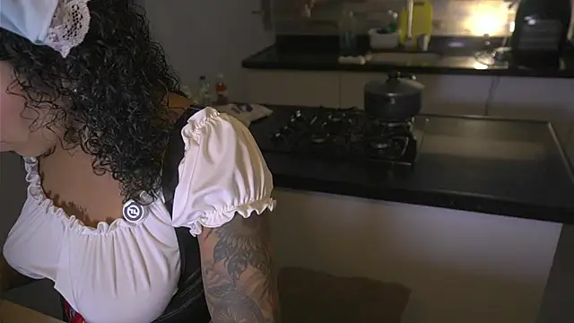 kyria 1 online show from October 3, 2025, 11:02 pm