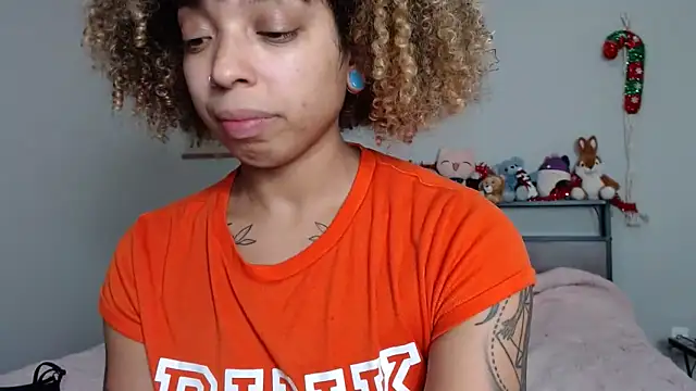 Cherribombzz online show from January 6, 2026, 2:26 am