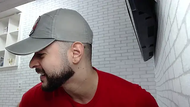 BombeiroHotx online show from March 2, 2026, 9:43 pm