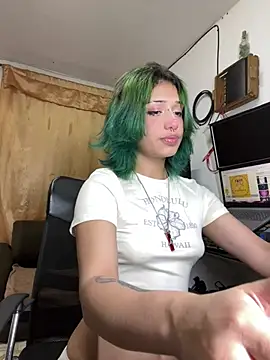 zoelight18 online show from July 4, 2026, 2:40 am