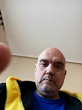 geli45 online show from October 10, 2025, 12:48 pm