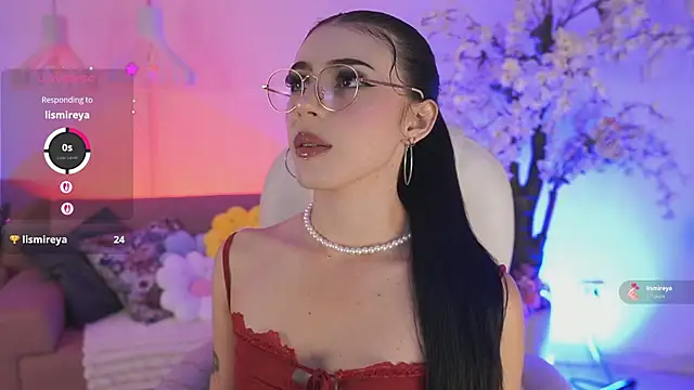 JadeSummerr online show from February 14, 2026, 11:40 am