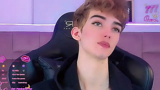 Baby FenixTS online show from March 4, 2026, 8:53 am