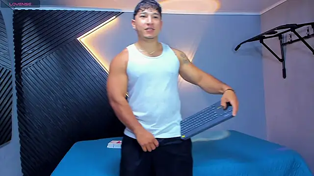 Horny nick18 online show from March 24, 2026, 2:44 pm