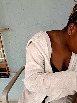 SweetHoney21  online show from January 19, 2026, 11:03 am