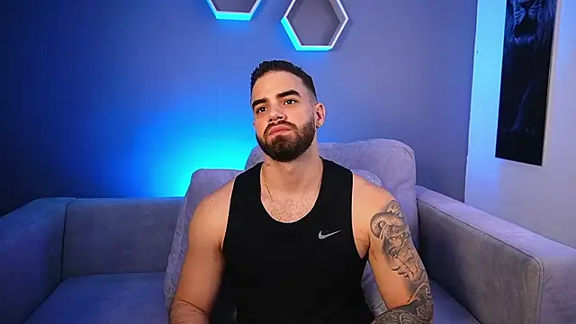 Paul Phoenix online show from February 9, 2026, 7:29 pm