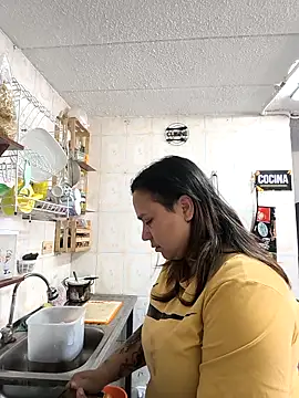 haashkyo online show from February 12, 2026, 5:52 pm