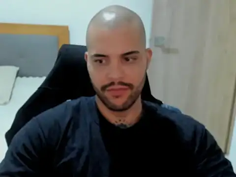 Snapshot of PandacX chatting on March 4, 2026, 10:38 pm PandacX online show from March 4, 2026, 10:38 pm