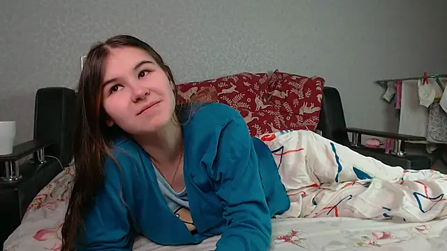 Snapshot of litle_owl chatting on June 4, 2026, 1:55 am litle owl online show from June 4, 2026, 1:55 am