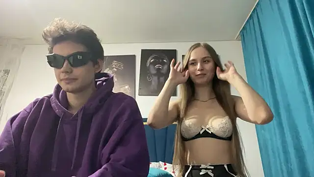 merycouple online show from December 4, 2025, 6:16 pm