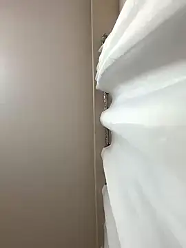 amnnnnnnnnnnn online show from November 1, 2025, 6:32 pm