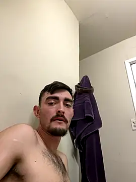 Snapshot of Gabewil24 chatting on October 16, 2025, 8:10 pm Gabewil24 online show from October 16, 2025, 8:10 pm