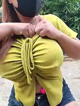 Akira sera online show from November 5, 2025, 12:43 am