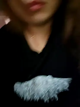 Akira sera online show from November 6, 2025, 11:37 pm