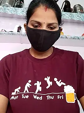 Snapshot of poojam93 chatting on November 30, 2025, 3:43 am poojam93 online show from November 30, 2025, 3:43 am