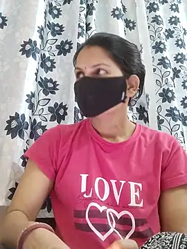 Snapshot of poojam93 chatting on February 25, 2026, 1:59 am poojam93 online show from February 25, 2026, 1:59 am