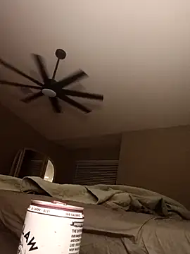 sarahkat86 online show from October 11, 2025, 4:12 am