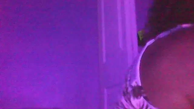 sarahkat86 online show from October 15, 2025, 3:50 am