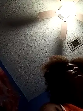 sarahkat86 online show from October 18, 2025, 11:33 am