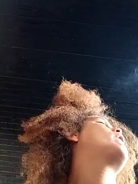 sarahkat86 online show from January 7, 2026, 12:51 pm