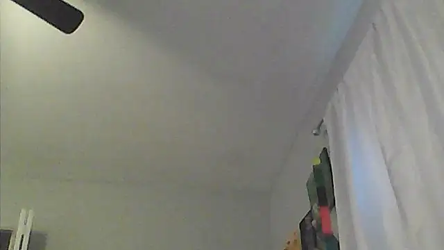 sarahkat86 online show from May 24, 2026, 11:54 pm