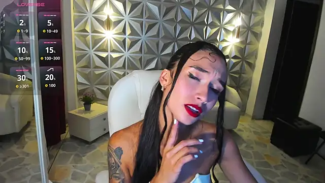 hellen tease online show from May 23, 2026, 12:31 pm