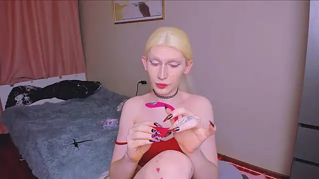 yoi mika online show from December 22, 2025, 7:00 pm