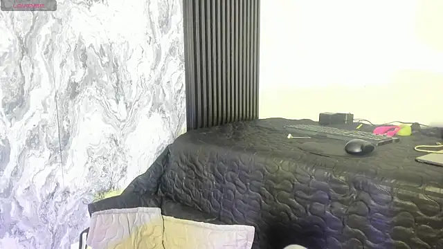 GisellHolden  online show from September 13, 2025, 4:45 am