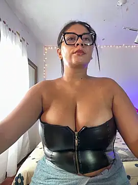 Snapshot of samanthahut1 chatting on September 28, 2025, 4:56 pm samanthahut1 online show from September 28, 2025, 4:56 pm