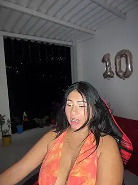 Snapshot of samanthahut1 chatting on June 8, 2026, 1:28 am samanthahut1 online show from June 8, 2026, 1:28 am