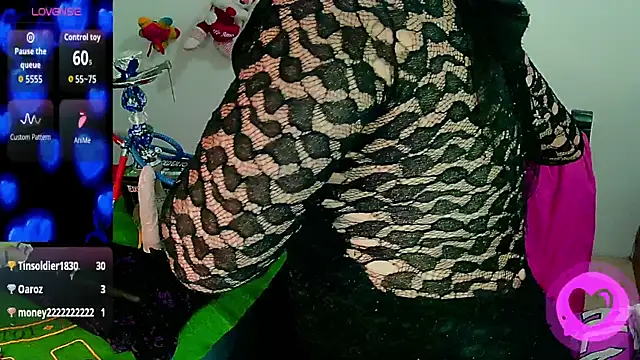 SultanaLayla online show from March 27, 2026, 8:52 pm